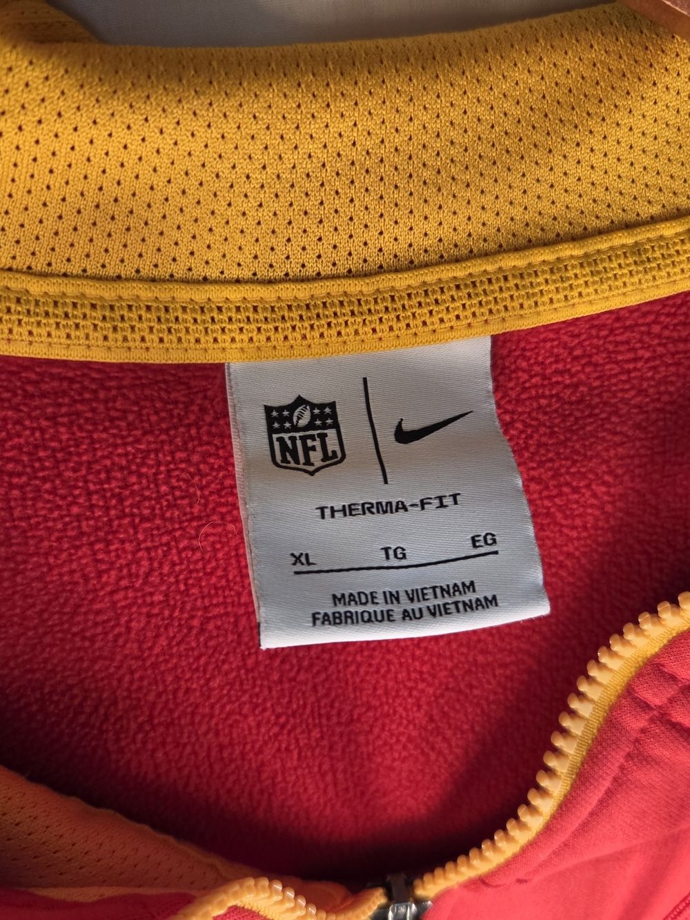 Nike NFL Therma-Fit Jacket in Red and Gold